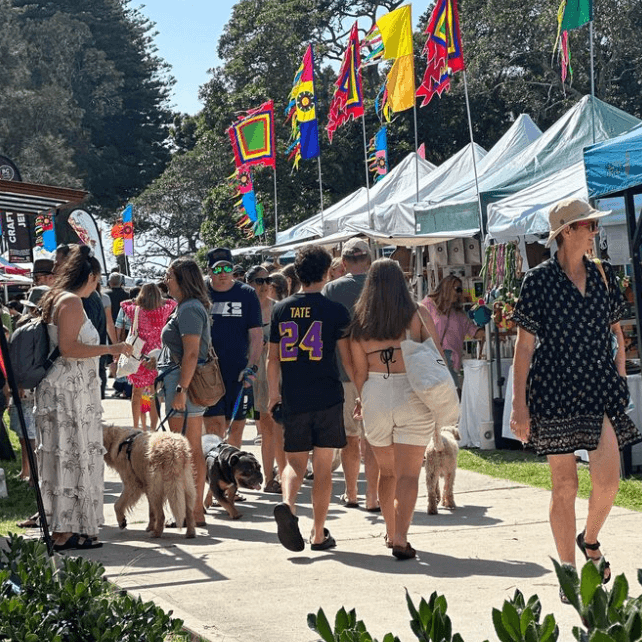  Avoca Beachside markets dog friendly market