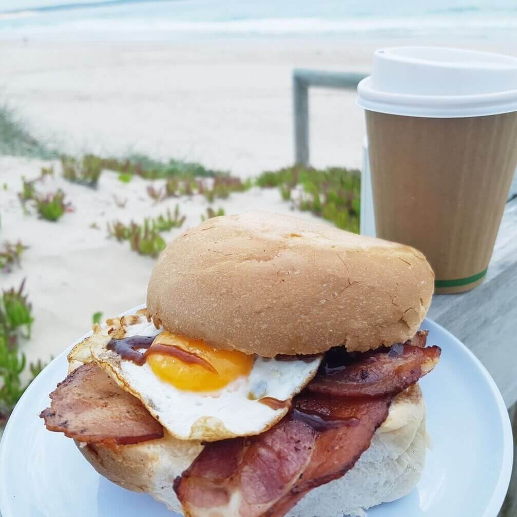 Lakes Beach Cafe breakfast Burger