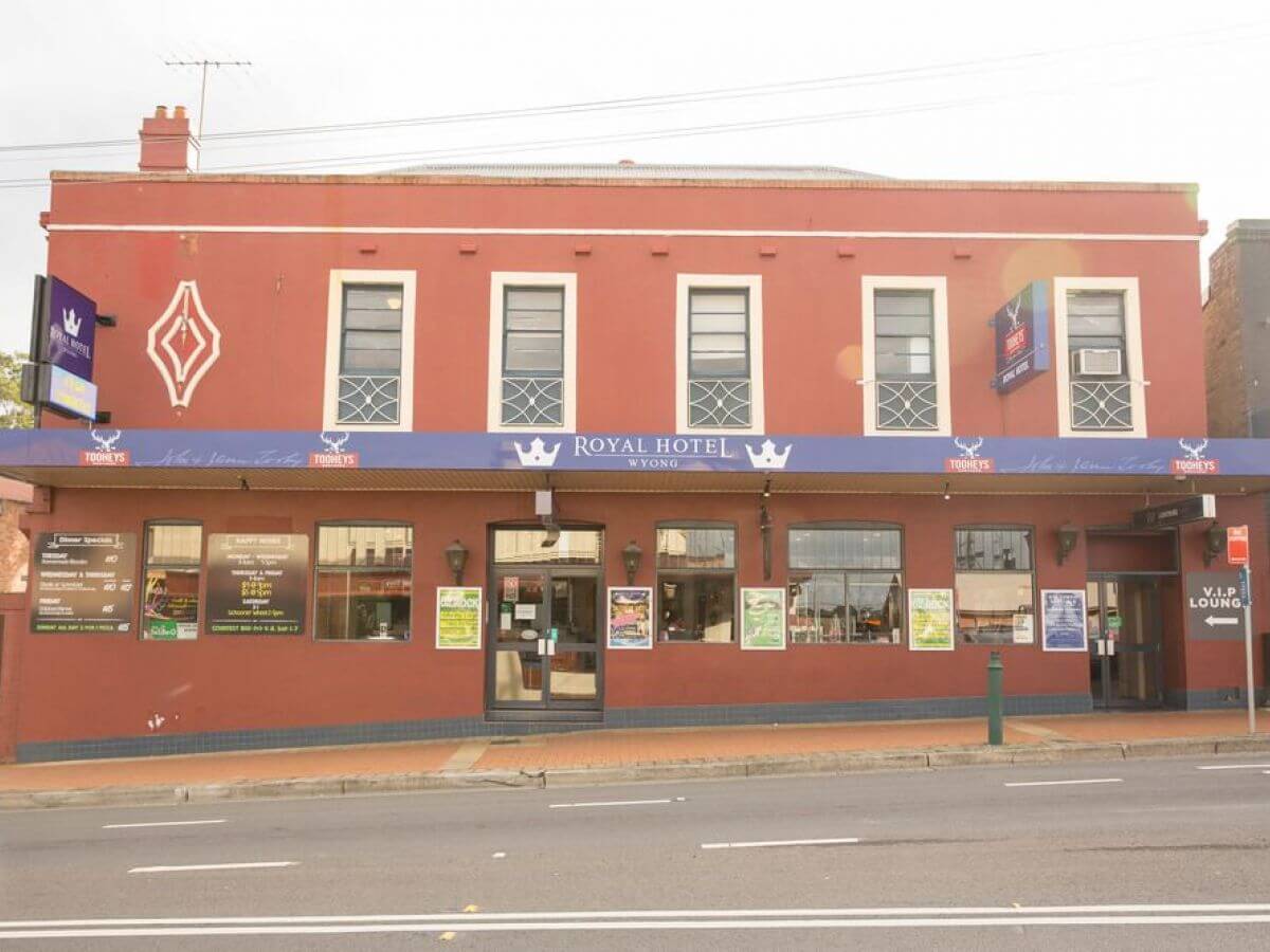 Royal Hotel Wyong Stay Love Central Coast